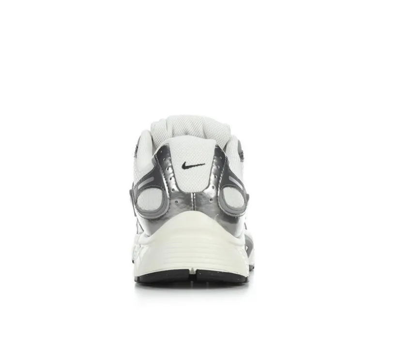 Men's Nike V5 RNR Sneakers