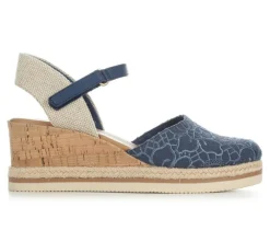 Women's Baretraps Alycia Wedges