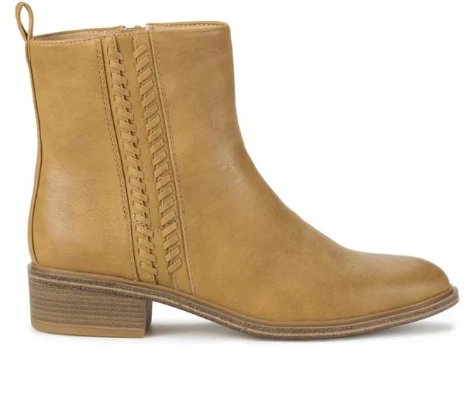 Women's Baretraps Avana Block Heel Booties
