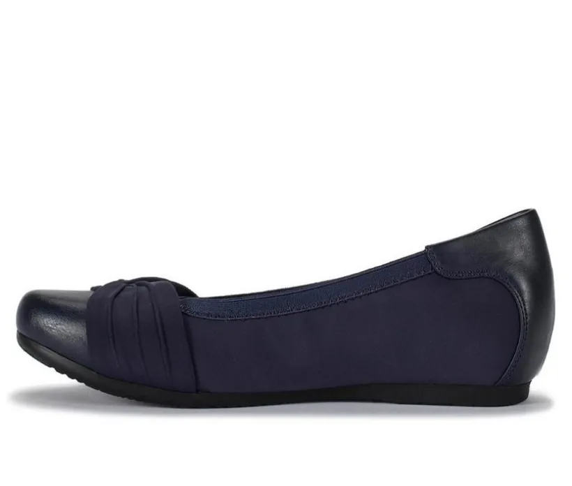 Women's Baretraps Marcie Flats