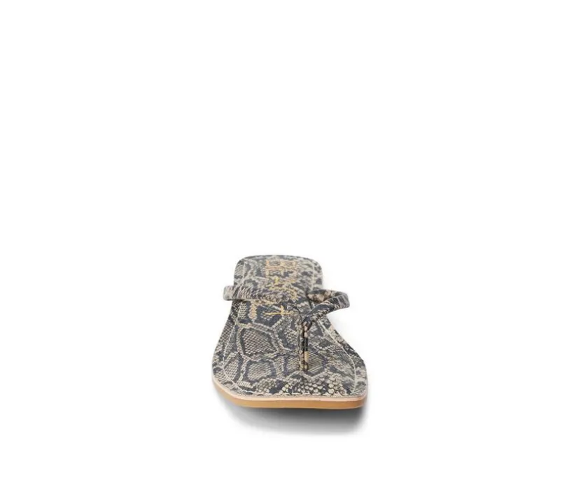 Women's Beach by Matisse Bungalow Flip-Flop Sandals