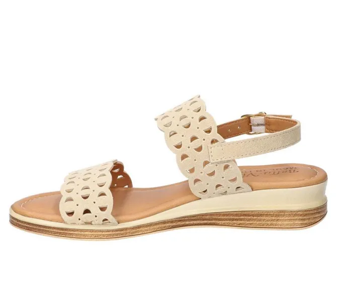 Women's Bella Vita Italy Zoe Low Wedge Sandals