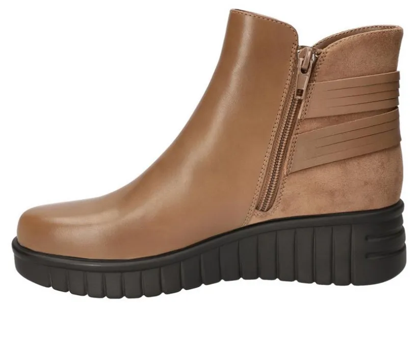 Women's Bella Vita Sueann Booties