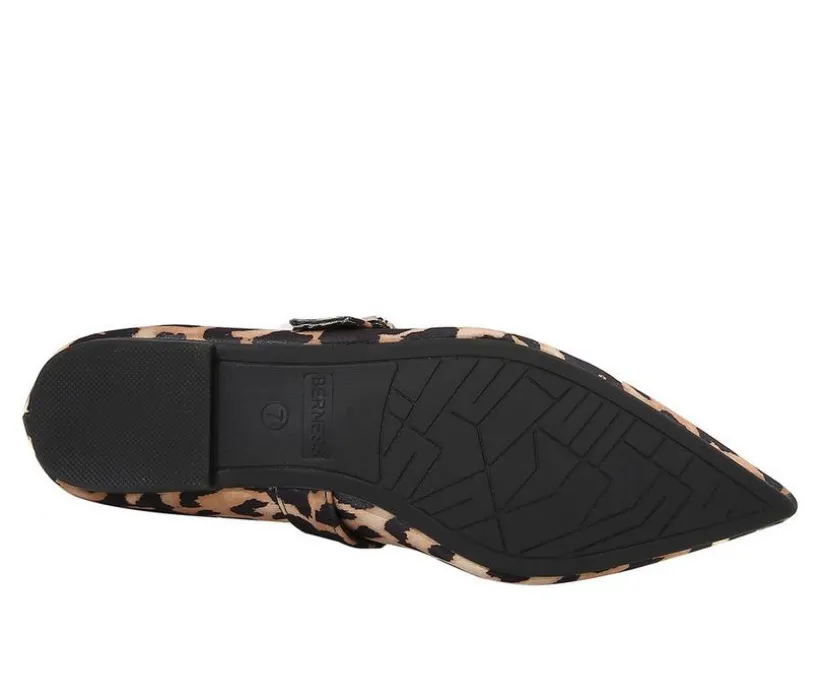 Women's Berness Friedrich Flats