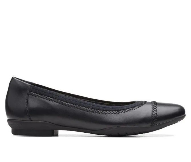 Women's Clarks Sara Bay Ballet Flats