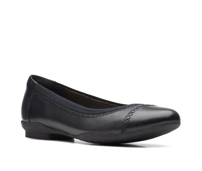 Women's Clarks Sara Bay Ballet Flats