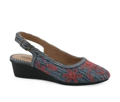Women's Cliffs by White Mountain Boris Wedges