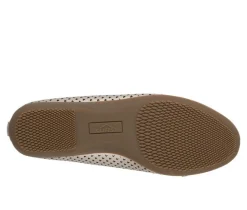 Women's Cliffs by White Mountain Carris Flats