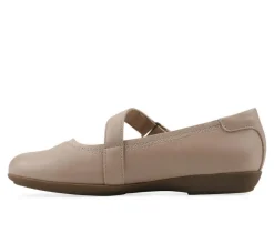 Women's Cliffs by White Mountain Carwen Flats