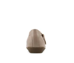 Women's Cliffs by White Mountain Carwen Flats