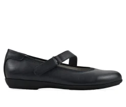Women's Cliffs by White Mountain Carwen Flats