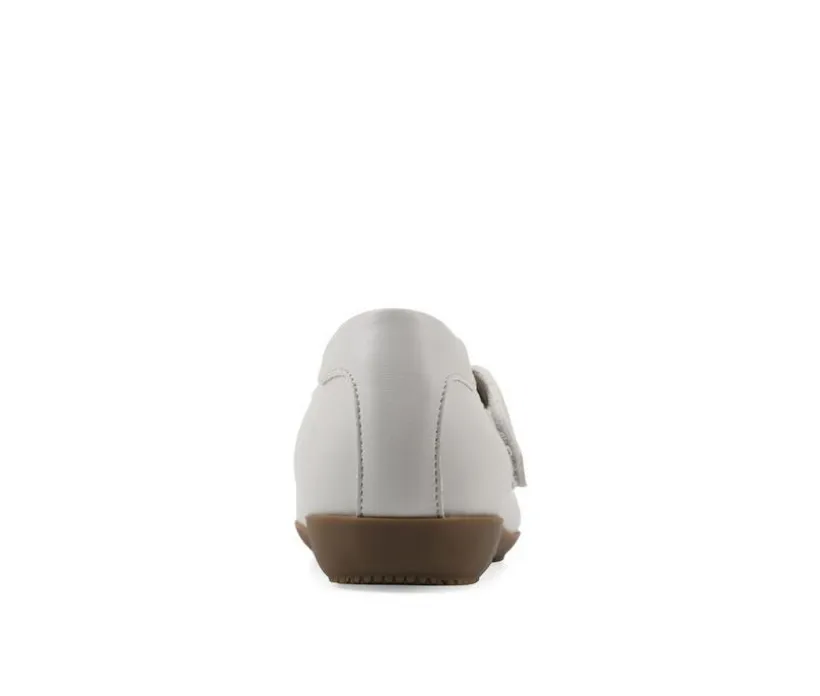 Women's Cliffs by White Mountain Carwen Flats