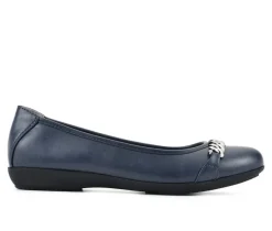 Women's Cliffs by White Mountain Charmed Flats