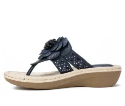 Women's Cliffs by White Mountain Cortney Flats