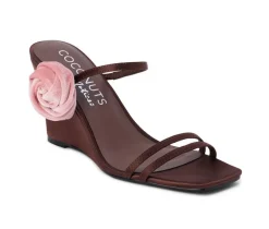 Women's Coconuts by Matisse Rosa Wedges