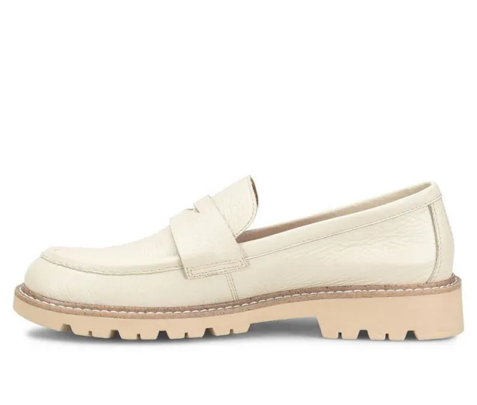 Women's Comfortiva Lakota Loafers