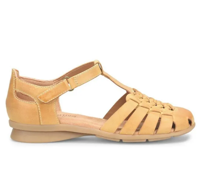 Women's Comfortiva Persa Fisherman Sandals