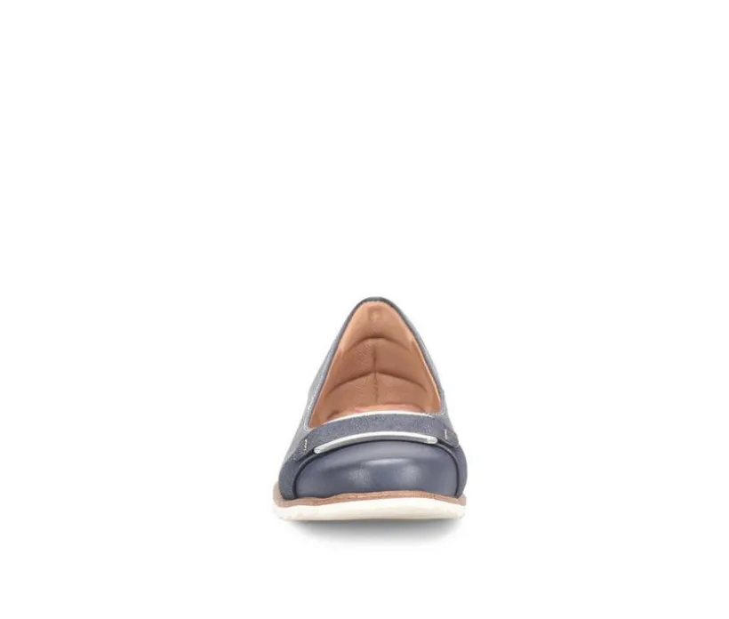 Women's Comfortiva Rhoda Flats