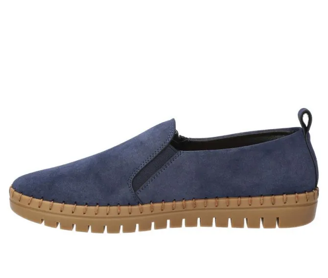 Women's Easy Street Astoria Loafers