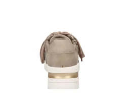Women's Easy Street Barrie Sneakers