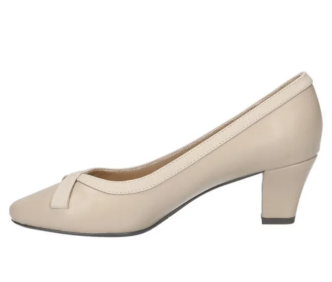 Women's Easy Street Kata Pumps