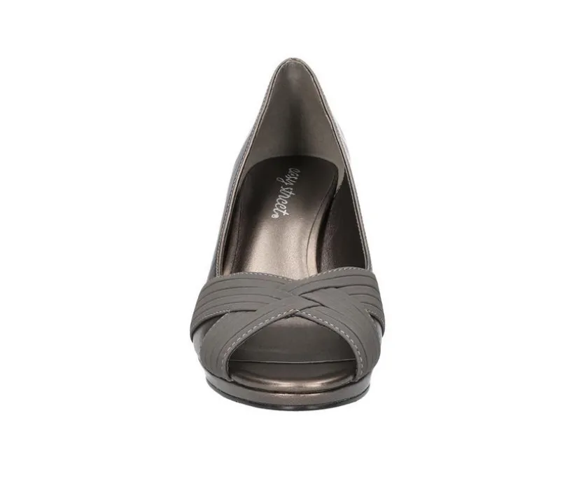 Women's Easy Street Lavish Pumps