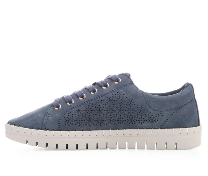 Women's Easy Street Leni Sneakers
