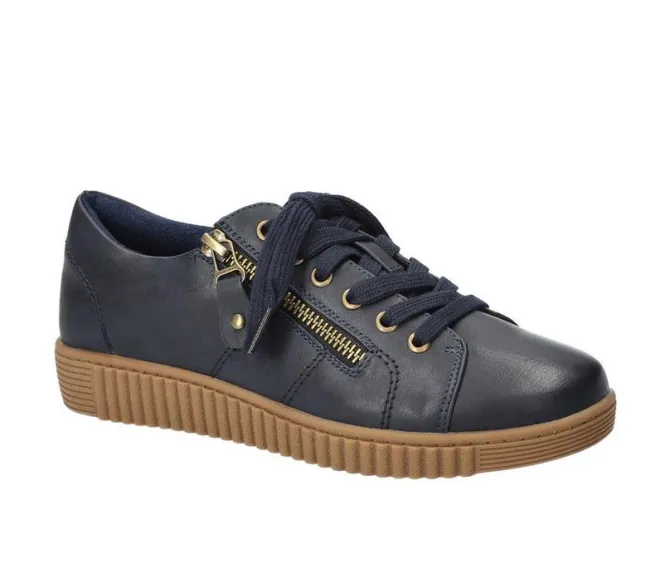 Women's Easy Street Novie Sneakers