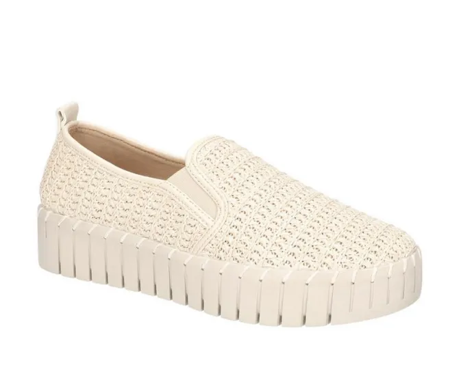 Women's Easy Street Peppy Sneakers