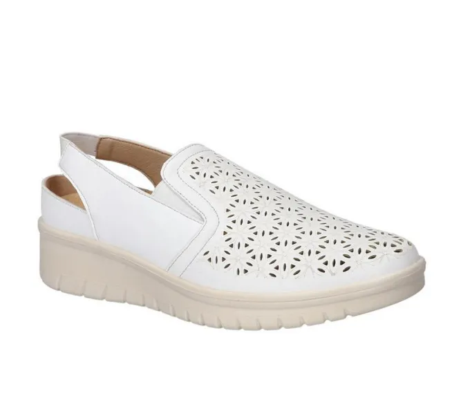 Women's Easy Street Petal Sneakers
