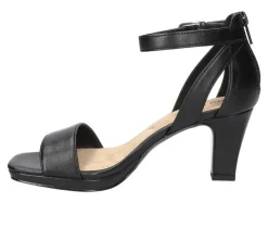 Women's Easy Street Ro Pumps