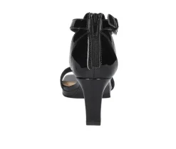 Women's Easy Street Ro Pumps