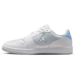 Women's Jordan Court Connect Low Sneakers
