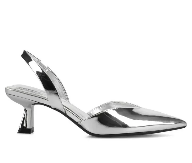 Women's Journee Collection Fallon Pumps