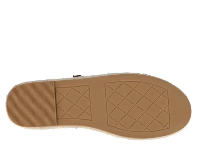Women's Journee Collection Kenly Lugged Loafers