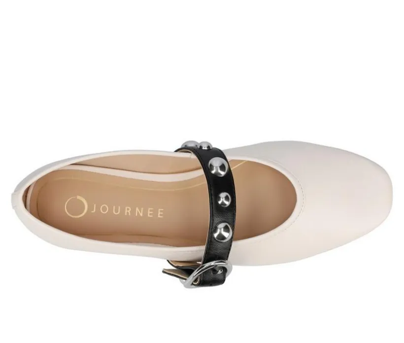 Women's Journee Collection Naveah Flats
