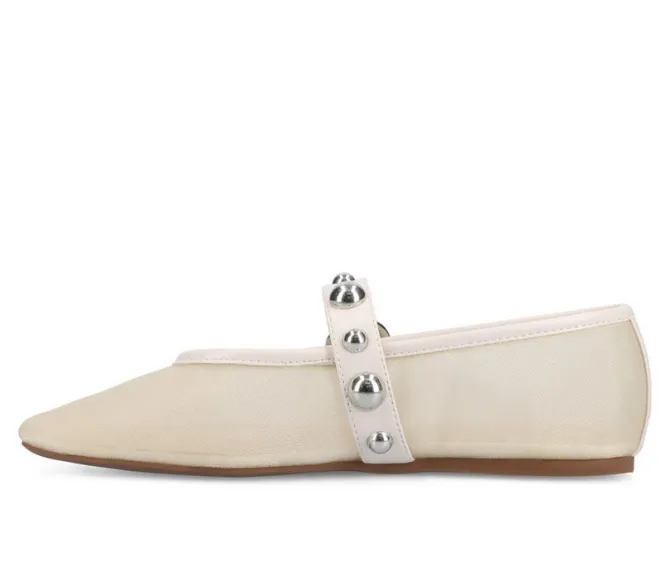 Women's Journee Collection Naveah Flats