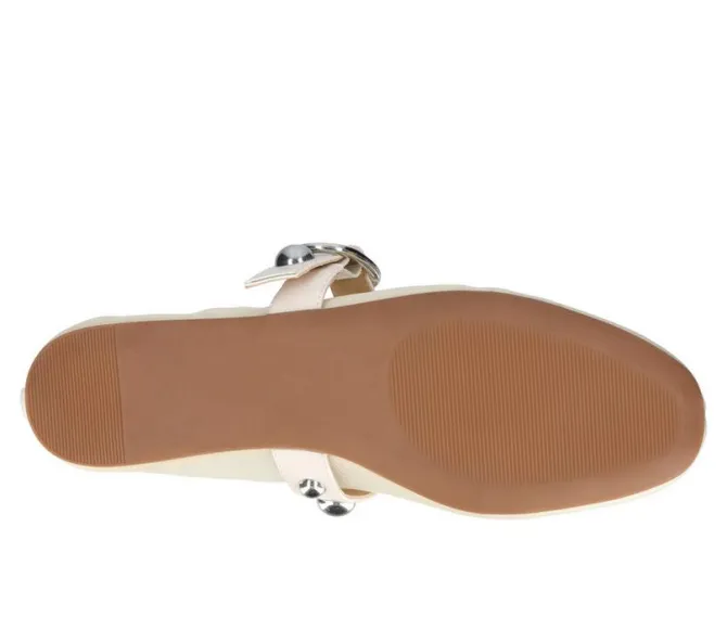 Women's Journee Collection Naveah Flats