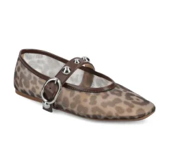 Women's Journee Collection Naveah Flats