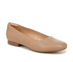 Women's Naturalizer Kari Flats