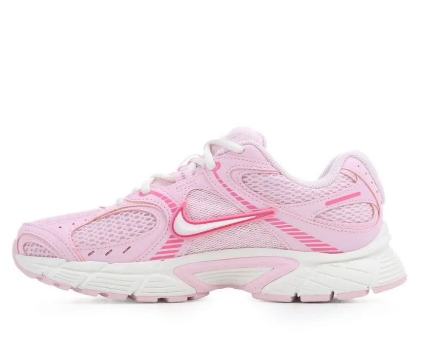Women's Nike V5 RNR Sneakers