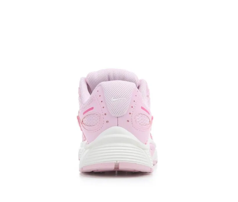 Women's Nike V5 RNR Sneakers