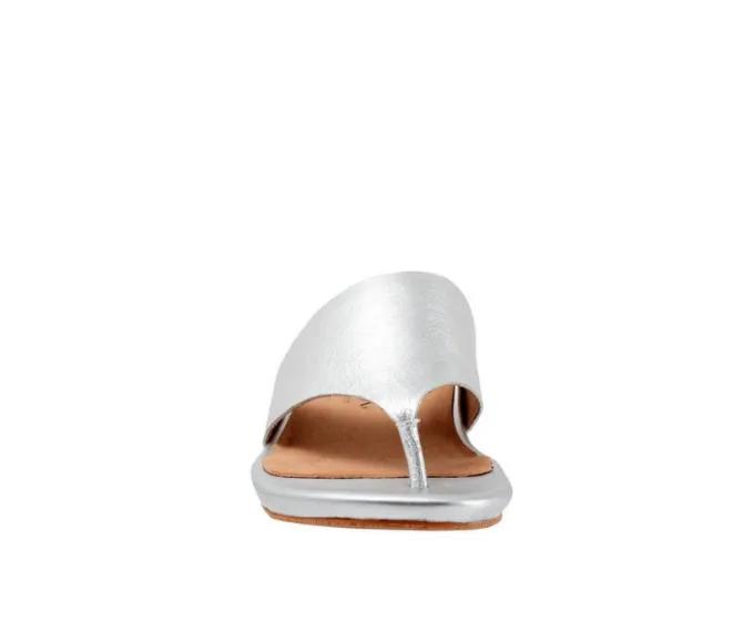 Women's Softwalk Chandler Sandals