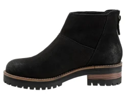 Women's Softwalk Elmhurst Chunky Lug Booties