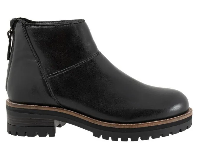 Women's Softwalk Elmhurst Chunky Lug Booties