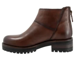 Women's Softwalk Elmhurst Chunky Lug Booties