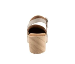 Women's Softwalk Fillmore Clogs