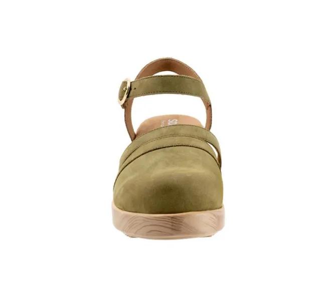 Women's Softwalk Fillmore Clogs