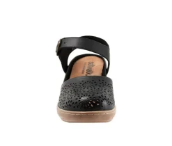 Women's Softwalk Mabelle Perf Clogs