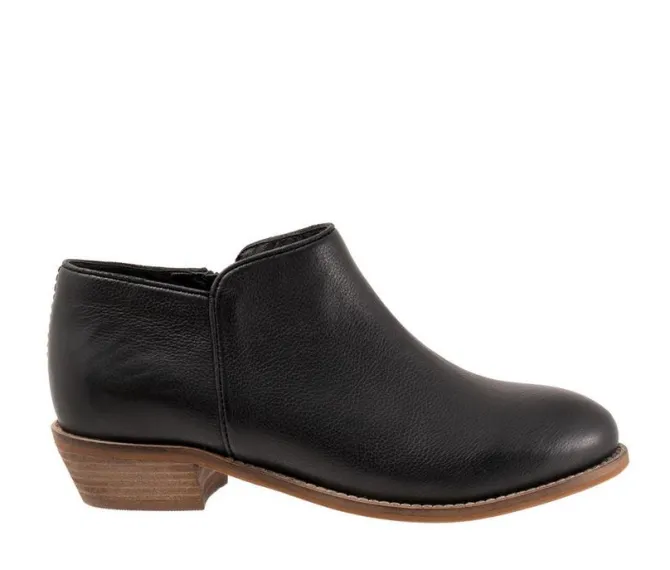 Women's Softwalk Rocklin Booties